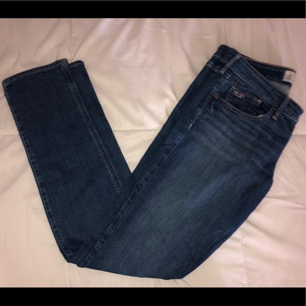 Hollister Skinny Jeans. Size 7R. Skinny